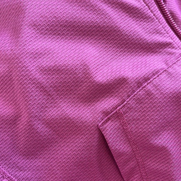 Workout/outdoor vest - Picture 9 of 9